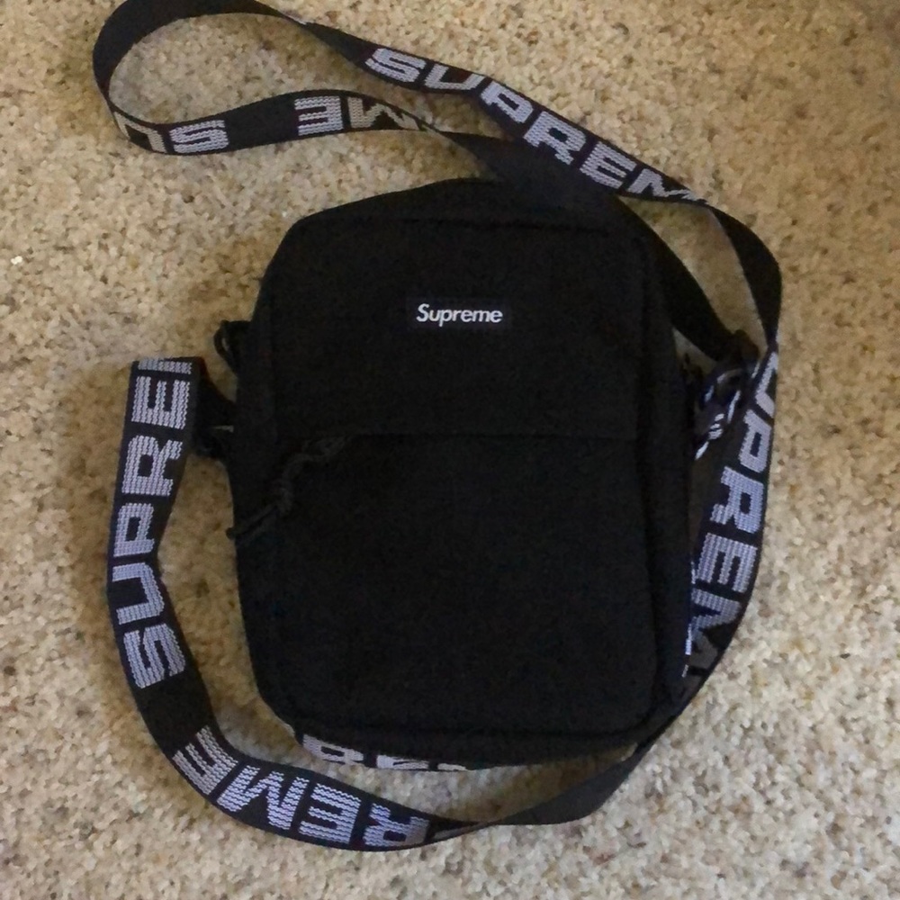 Supreme SS18 Shoulder bag